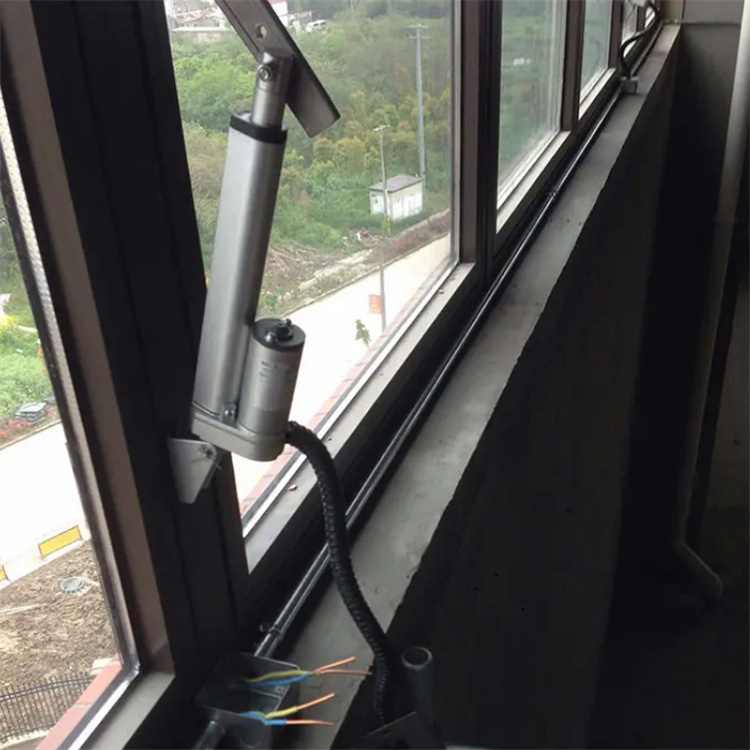 寧波東天智能設(shè)備電動推桿式開窗器